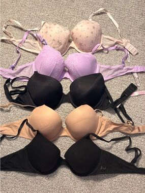 Victoria's Secret Bra Bundle - 2 Black, 1 Nude, 1 Star & 1 Lavender